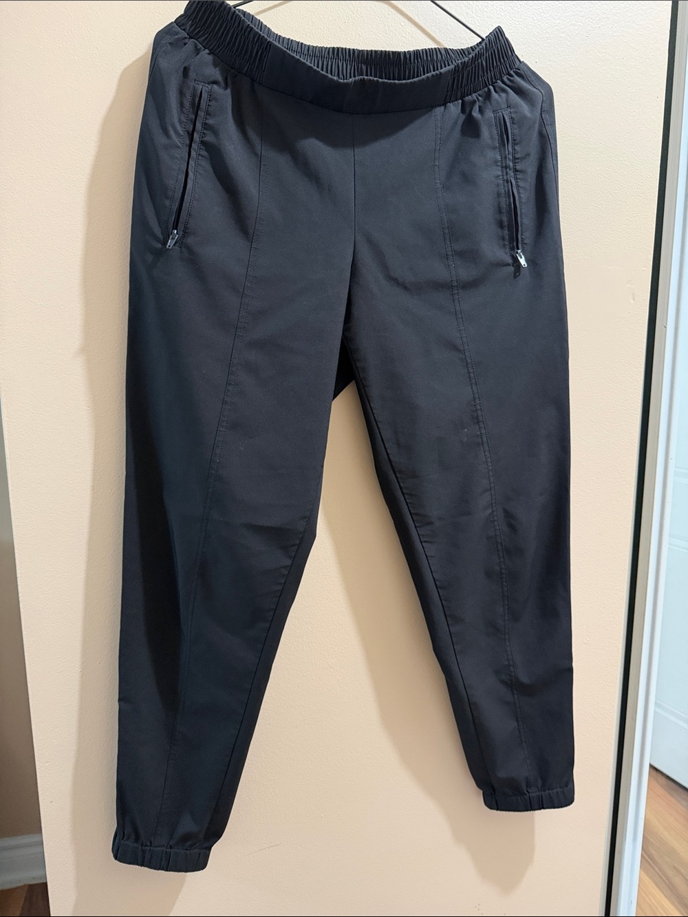 Old Navy Black Women's Elastic-Waist Jogger Pants